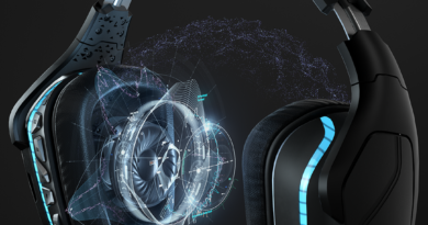 slashesport dk logitech g traadloest gaming headset laekkert high end men med mangler